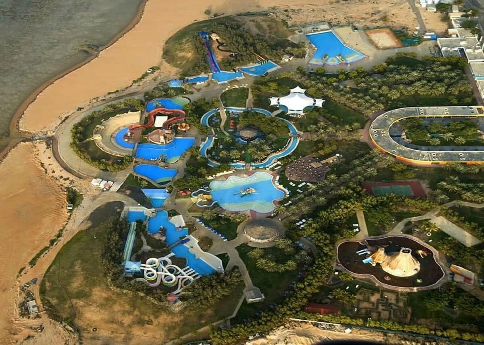 Explore Dreamland Aqua Park 